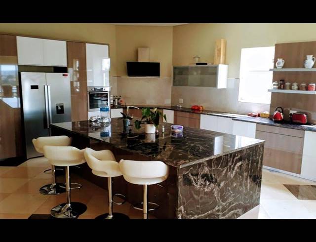 6 BEDROOM PROPERTY TO RENT IN WATERKLOOF RIDGE